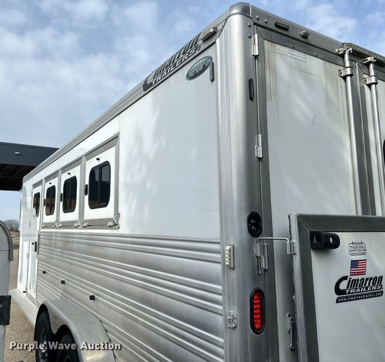 image for item DO3283 2016 Cimarron  Horse trailer livestock trailer