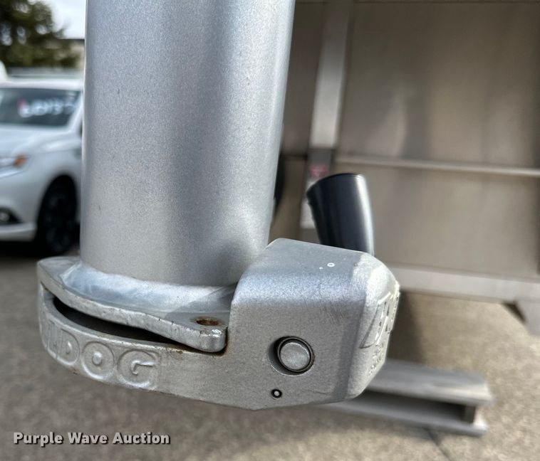 image for item DO3283 2016 Cimarron  Horse trailer livestock trailer