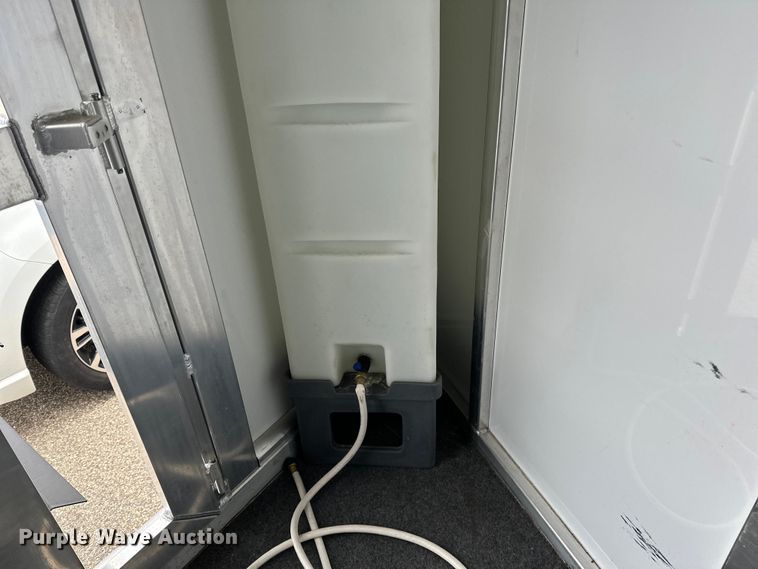 image for item DO3283 2016 Cimarron  Horse trailer livestock trailer