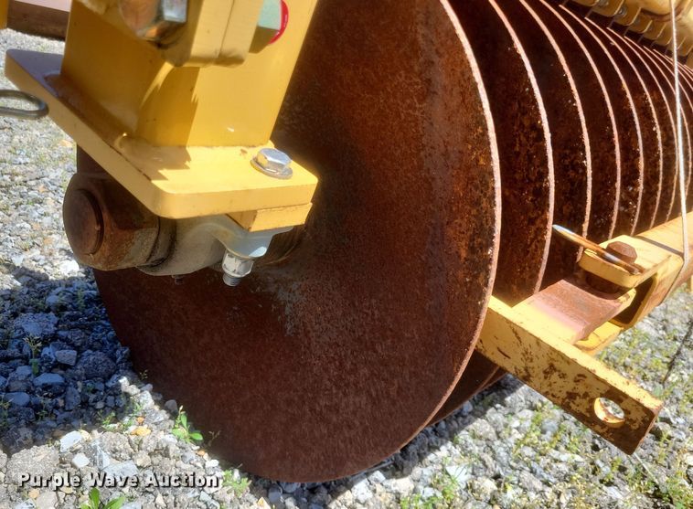 image for item DO4905 Diamond Mowers shoulder reclaimer