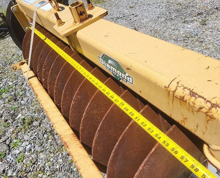 image for item DO4905 Diamond Mowers shoulder reclaimer