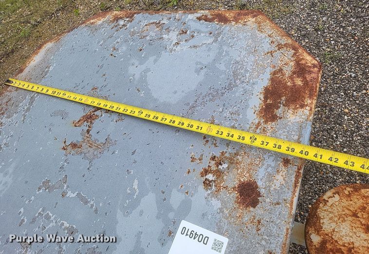 image for item DO4910 Picnic tables 