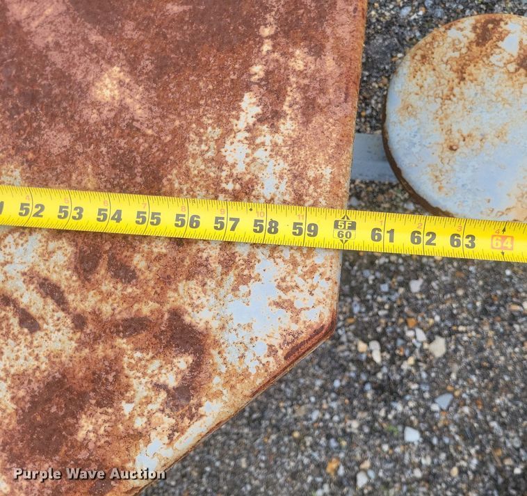 image for item DO4910 Picnic tables 