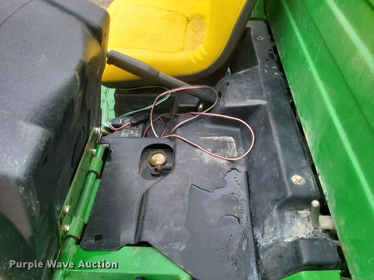 image for item DO4913 John Deere Gator utility vehicle