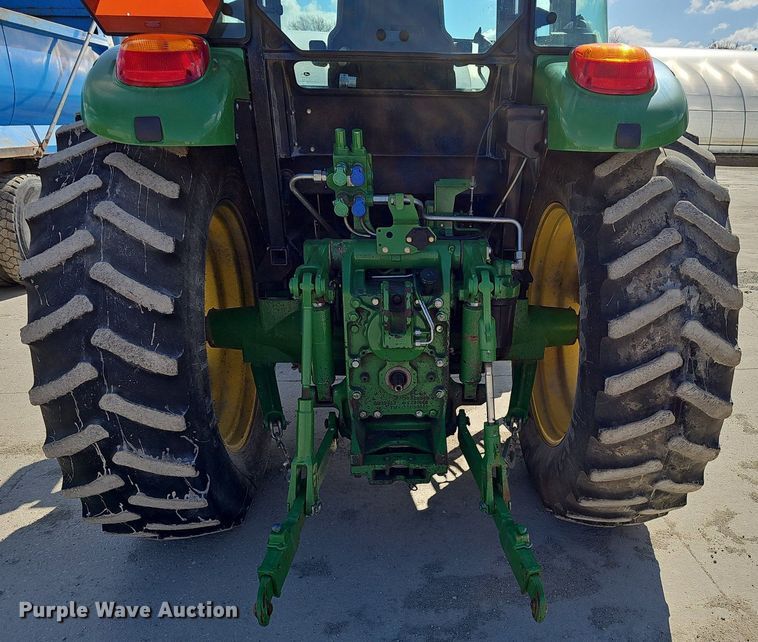 image for item DP0820 2014 John Deere 6105D MFWD tractor