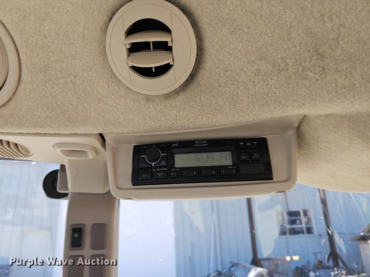 image for item DP0820 2014 John Deere 6105D MFWD tractor