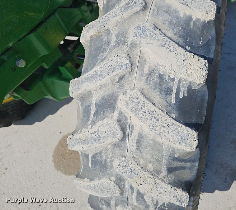 image for item DP0820 2014 John Deere 6105D MFWD tractor