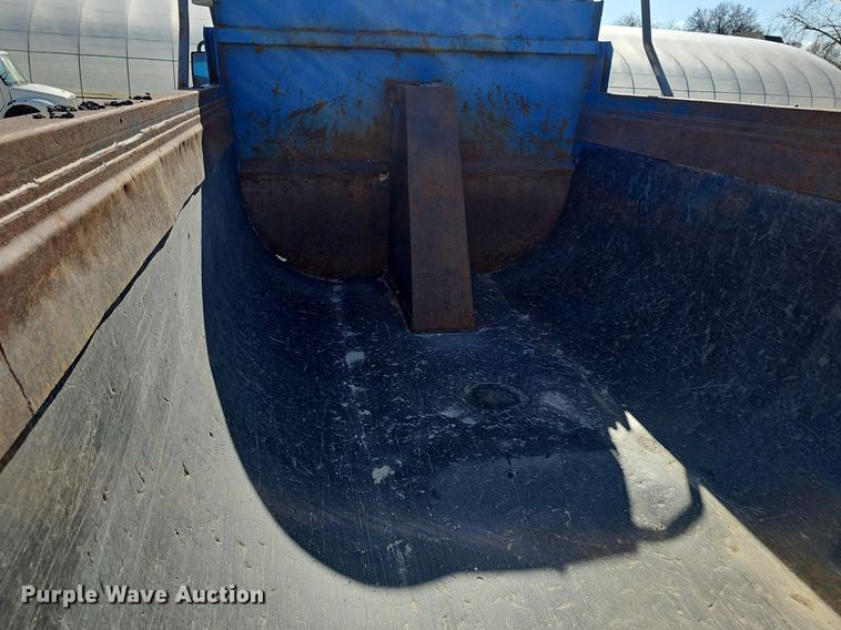 image for item DP0821 2010 International WorkStar 7600 dump truck