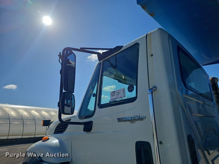 image for item DP0821 2010 International WorkStar 7600 dump truck
