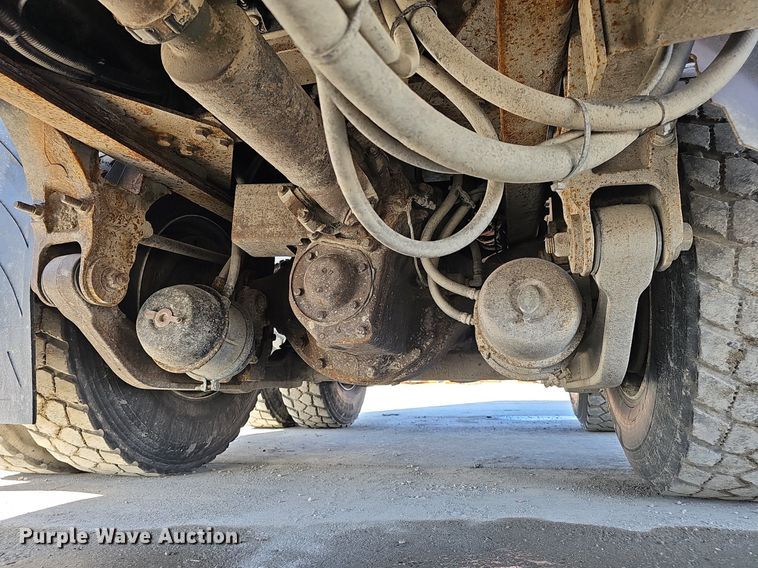 image for item DP0821 2010 International WorkStar 7600 dump truck