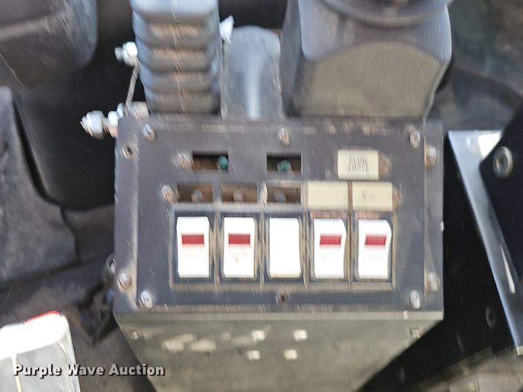 image for item DP0821 2010 International WorkStar 7600 dump truck