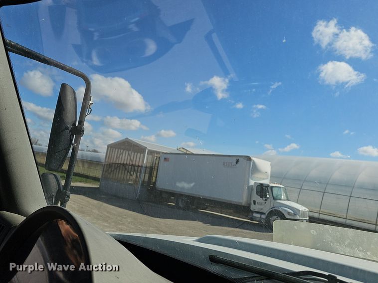 image for item DP0821 2010 International WorkStar 7600 dump truck