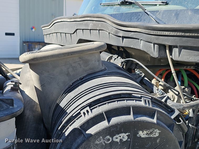 image for item DP0821 2010 International WorkStar 7600 dump truck