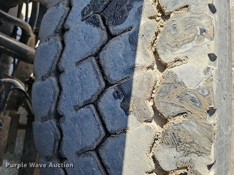 image for item DP0821 2010 International WorkStar 7600 dump truck