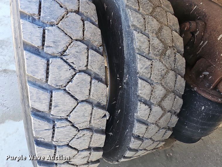 image for item DP0821 2010 International WorkStar 7600 dump truck