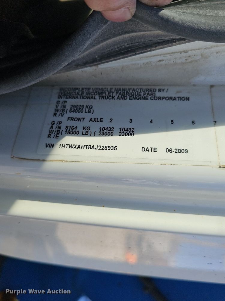 image for item DP0821 2010 International WorkStar 7600 dump truck