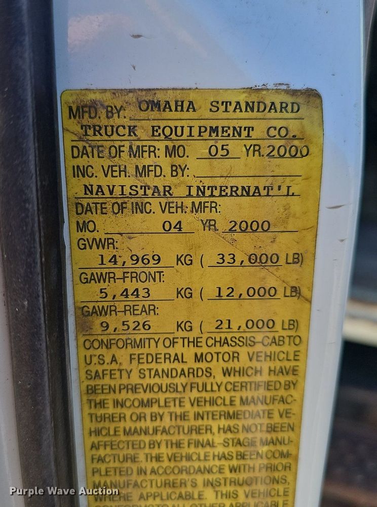 image for item DP0822 2001 International 4900 dump truck