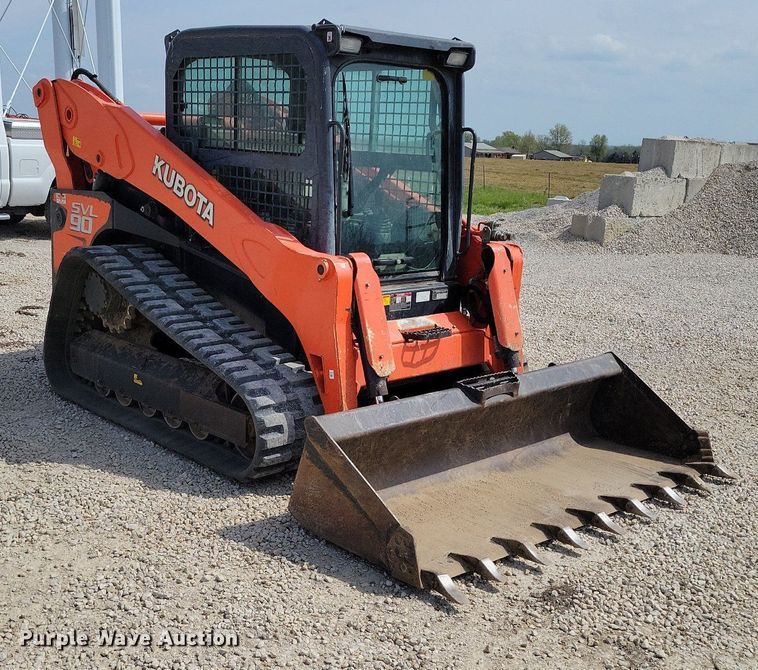 image for item DP1335 2011 Kubota SVL90 tracked skid steer loader