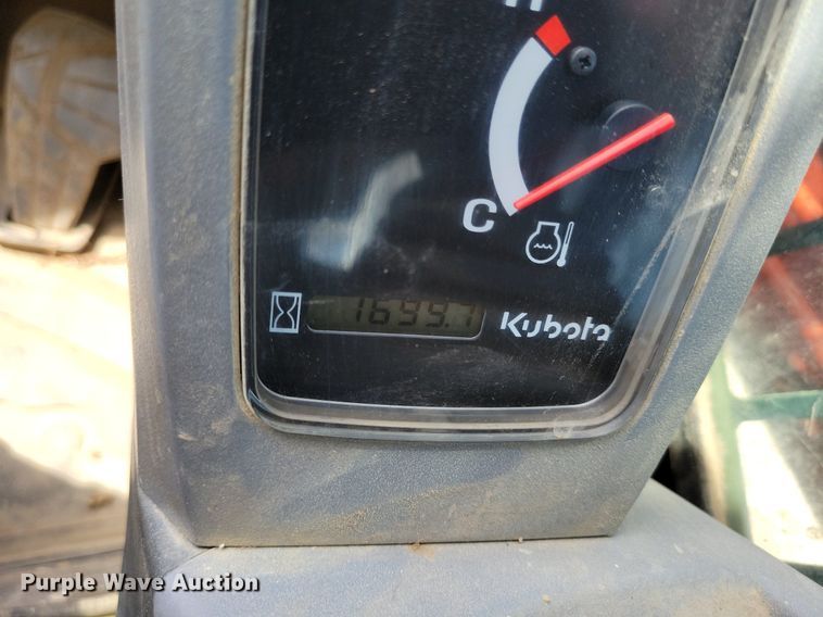 image for item DP1335 2011 Kubota SVL90 tracked skid steer loader