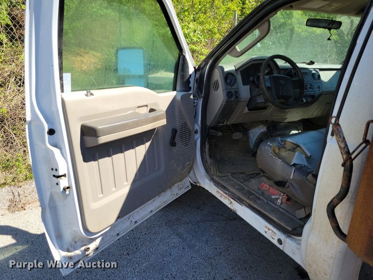 image for item DP1356 2008 Ford F450 Super Duty XL dump truck