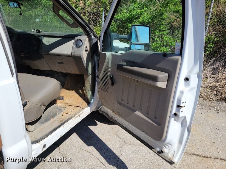 image for item DP1356 2008 Ford F450 Super Duty XL dump truck