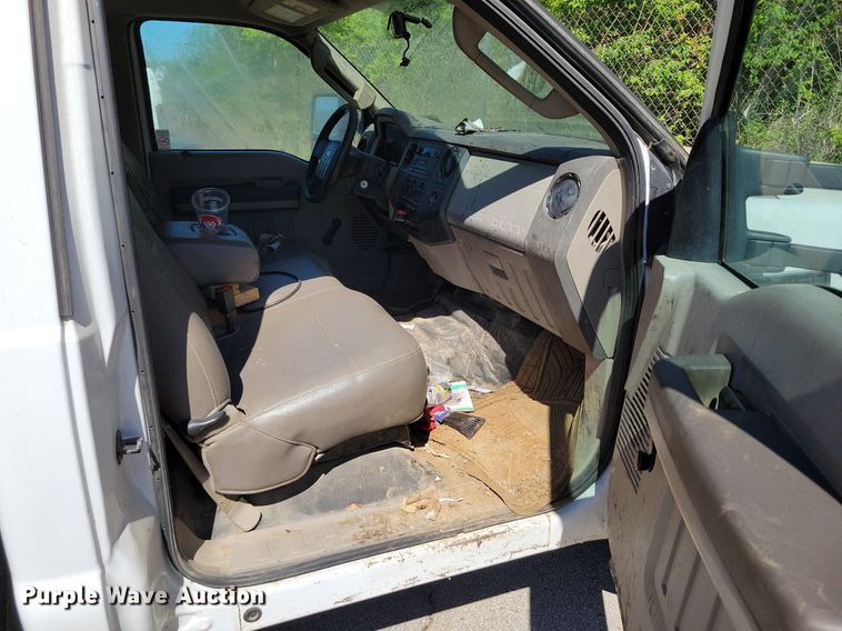 image for item DP1356 2008 Ford F450 Super Duty XL dump truck