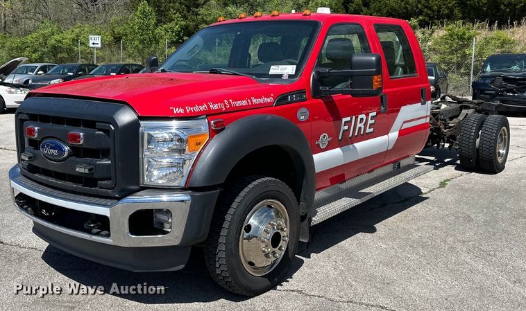 image for item DP1377 2013 Ford F550 Super Duty Crew Cab truck cab and chassis