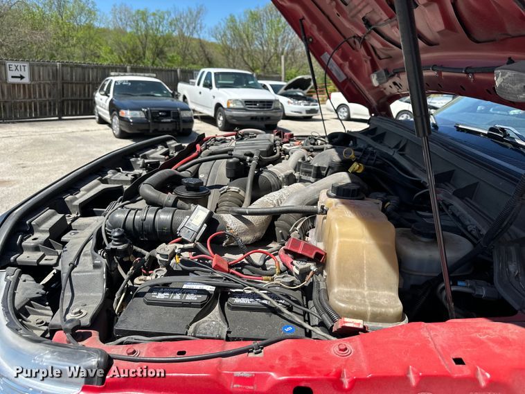 image for item DP1377 2013 Ford F550 Super Duty Crew Cab truck cab and chassis