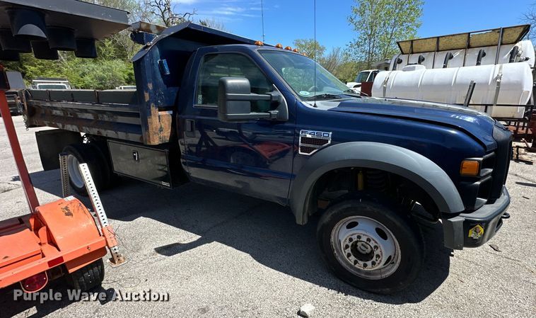image for item DP1379 2009 Ford F450 Super Duty XL dump truck