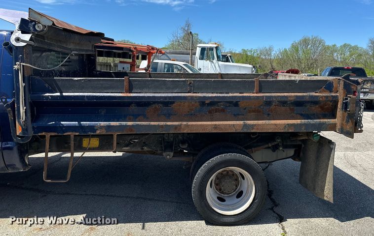 image for item DP1379 2009 Ford F450 Super Duty XL dump truck