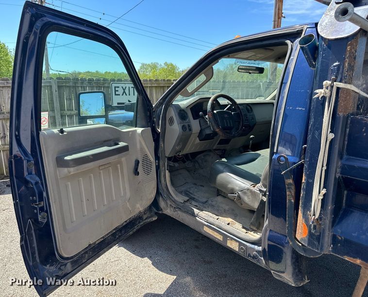 image for item DP1379 2009 Ford F450 Super Duty XL dump truck