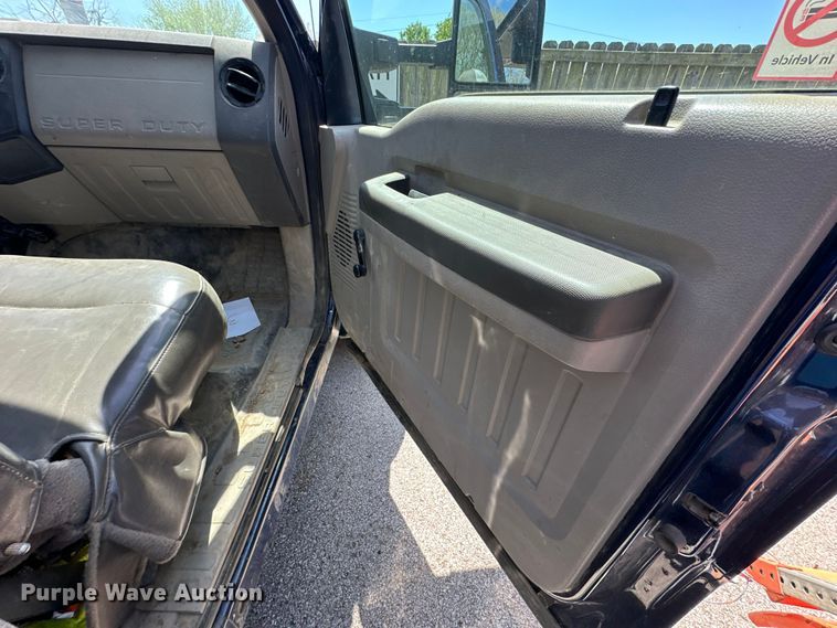 image for item DP1379 2009 Ford F450 Super Duty XL dump truck