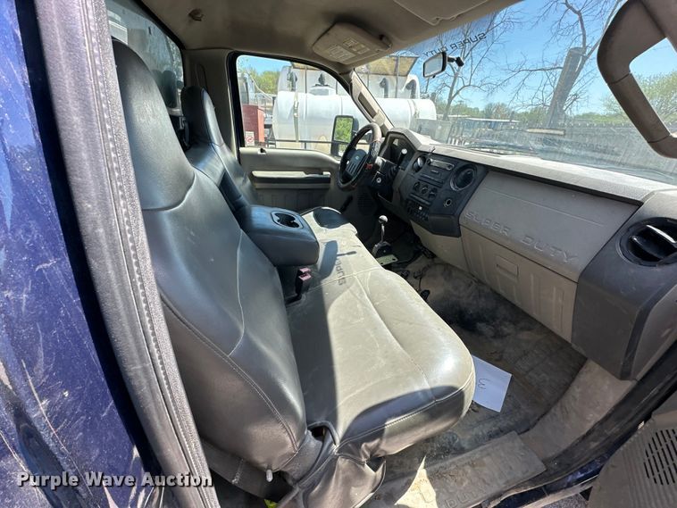 image for item DP1379 2009 Ford F450 Super Duty XL dump truck