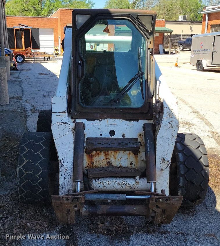 image for item DP1382 2008 Bobcat S250 skid steer loader