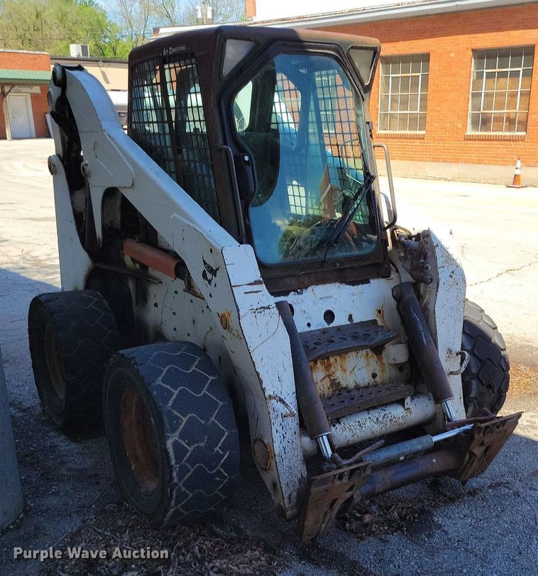image for item DP1382 2008 Bobcat S250 skid steer loader