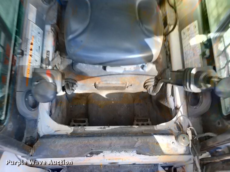 image for item DP1382 2008 Bobcat S250 skid steer loader