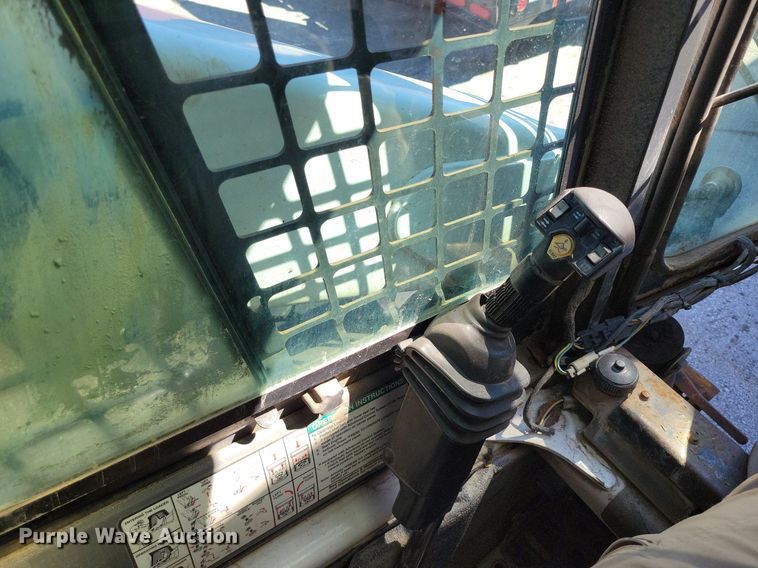 image for item DP1382 2008 Bobcat S250 skid steer loader