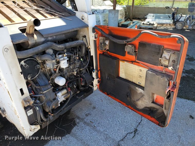 image for item DP1382 2008 Bobcat S250 skid steer loader