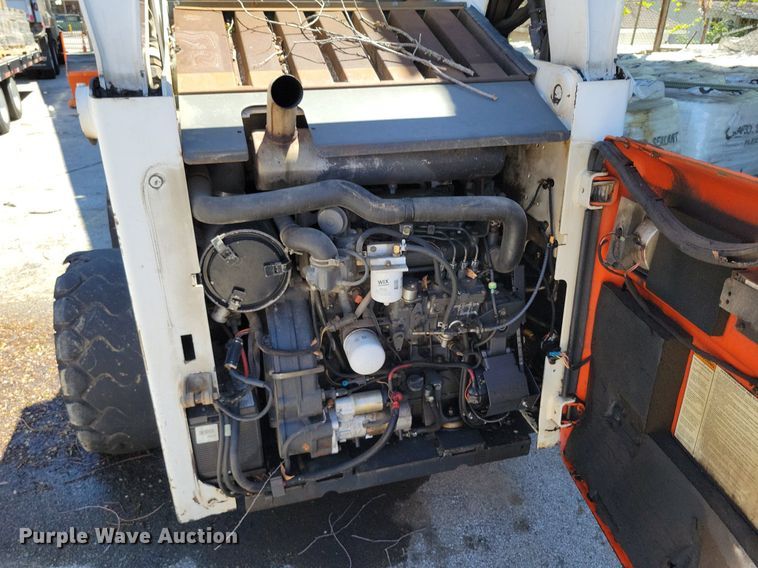 image for item DP1382 2008 Bobcat S250 skid steer loader