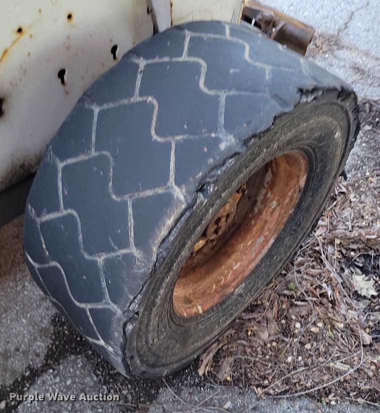 image for item DP1382 2008 Bobcat S250 skid steer loader