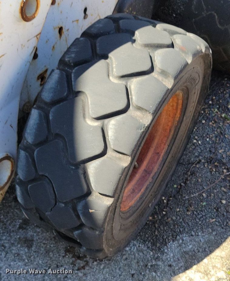 image for item DP1382 2008 Bobcat S250 skid steer loader