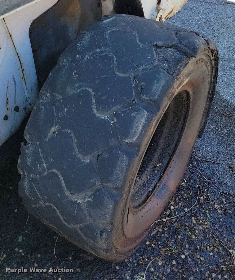 image for item DP1382 2008 Bobcat S250 skid steer loader