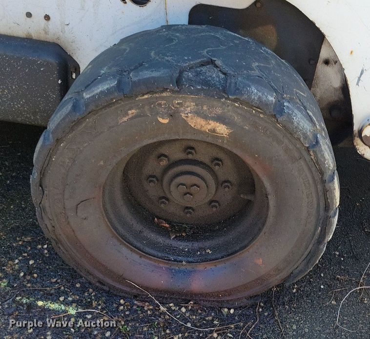 image for item DP1382 2008 Bobcat S250 skid steer loader