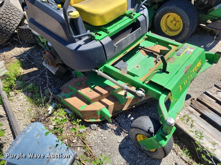 image for item DP1386 (4) ZTR lawn mowers