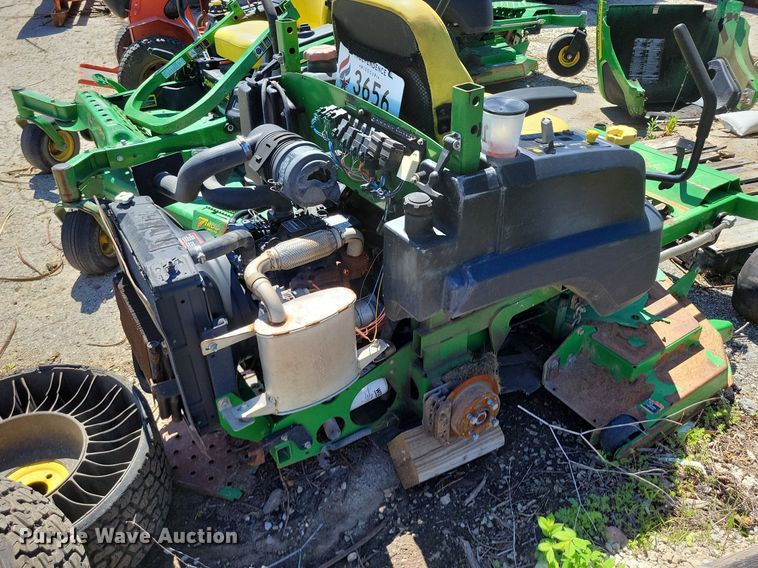 image for item DP1386 (4) ZTR lawn mowers