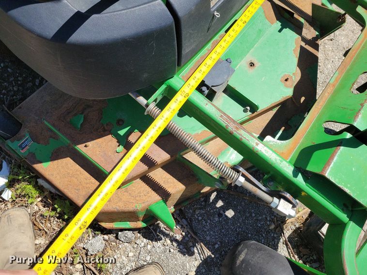 image for item DP1386 (4) ZTR lawn mowers