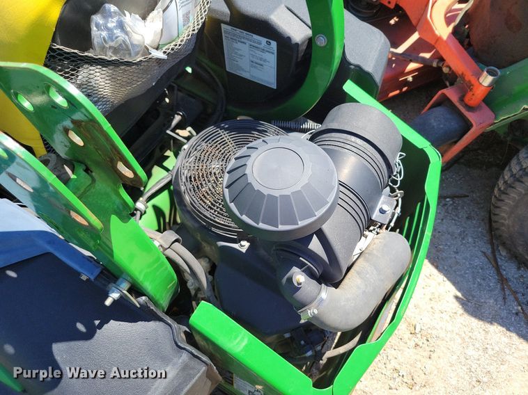 image for item DP1386 (4) ZTR lawn mowers