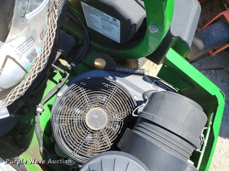 image for item DP1386 (4) ZTR lawn mowers