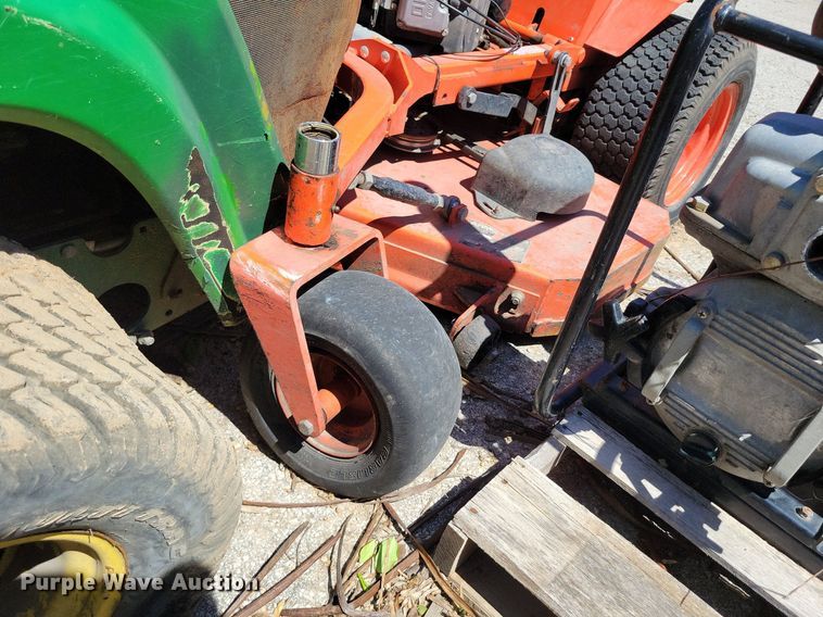 image for item DP1386 (4) ZTR lawn mowers