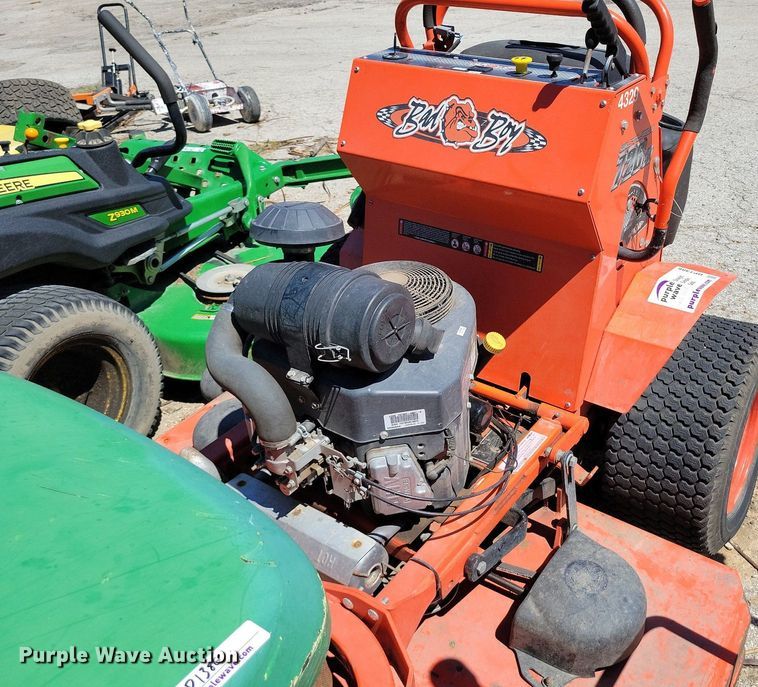 image for item DP1386 (4) ZTR lawn mowers